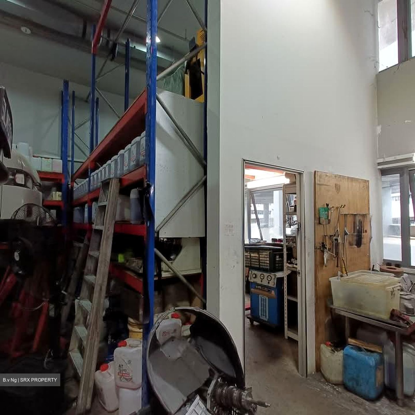 Carros Centre (D25), Factory #546767331